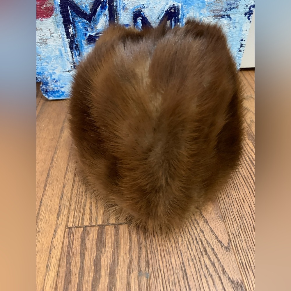Genuine Vintage Fur ~22” Floral Lined Beanie Warm Mobwife Cossack - Picture 5 of 8